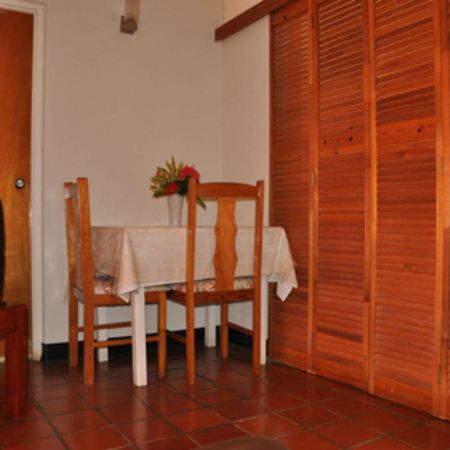 Carib Blue Apartments Oistins Exterior foto