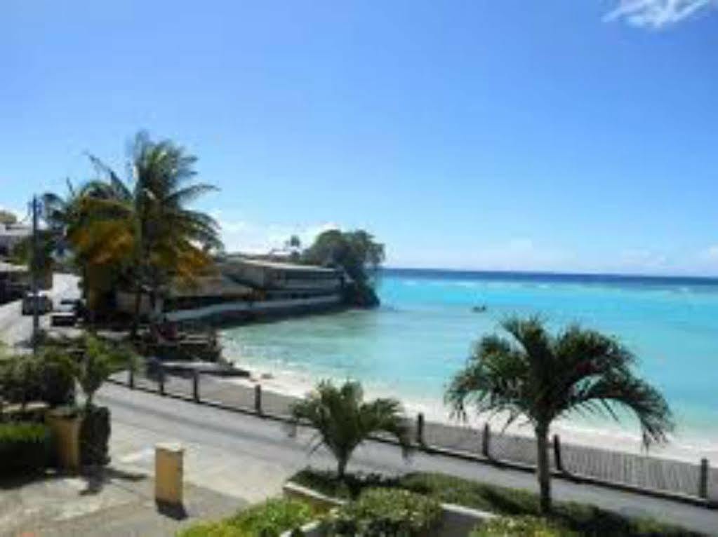 Carib Blue Apartments Oistins Exterior foto